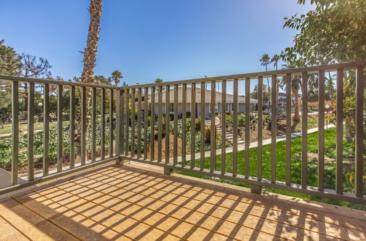 Marina Heights Apartments photo 4
